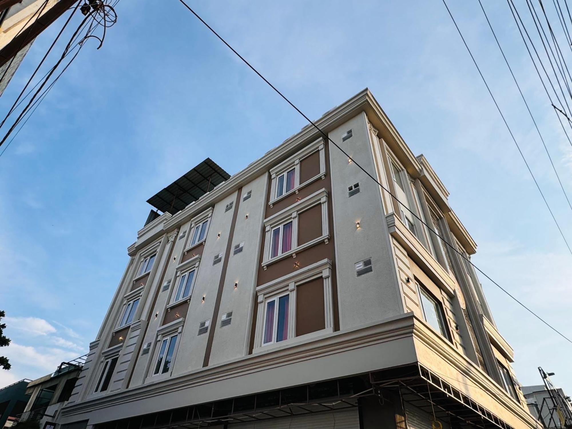 Hotel Rudhav Palace Ujjain Exterior foto